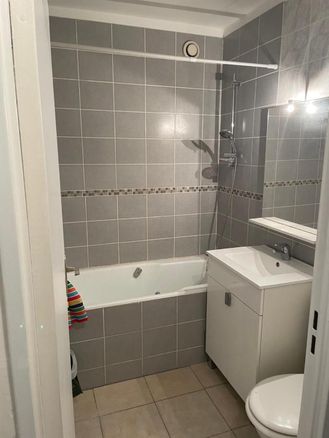 Appartement 35 M2 Creteil L Echat Dış mekan fotoğraf
